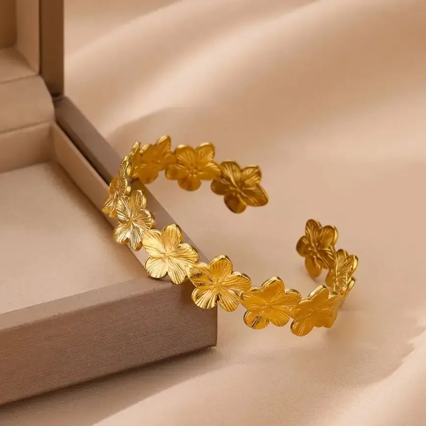 Bangle Flower