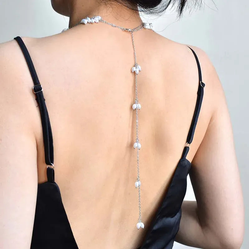Bijou de Dos avec Perles