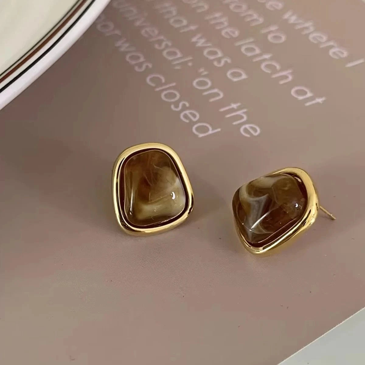 Boucle d&#39;Oreille Pendante Marron