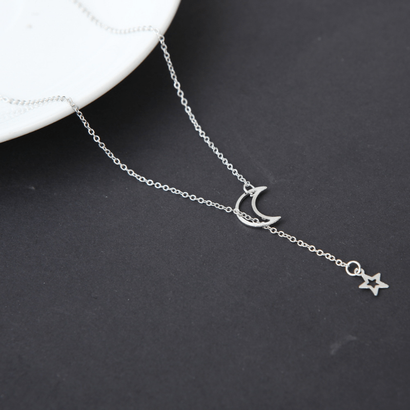 Collier chaine lune