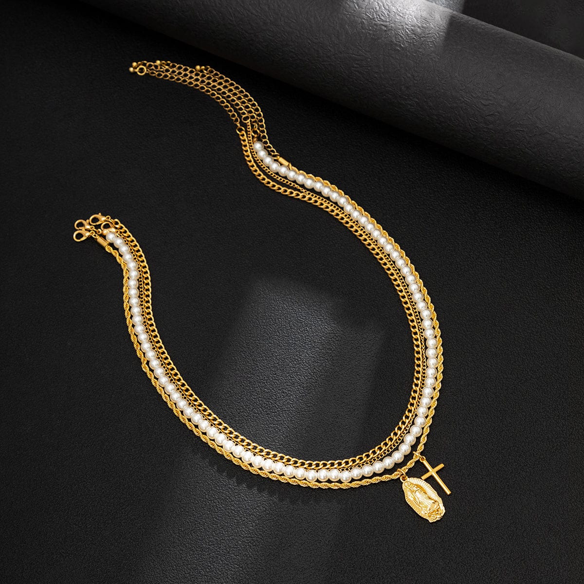 Collier chaine médaillon homme