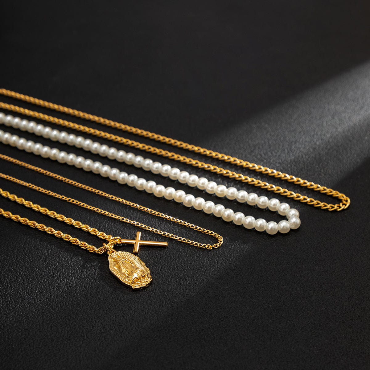 Collier chaine médaillon homme