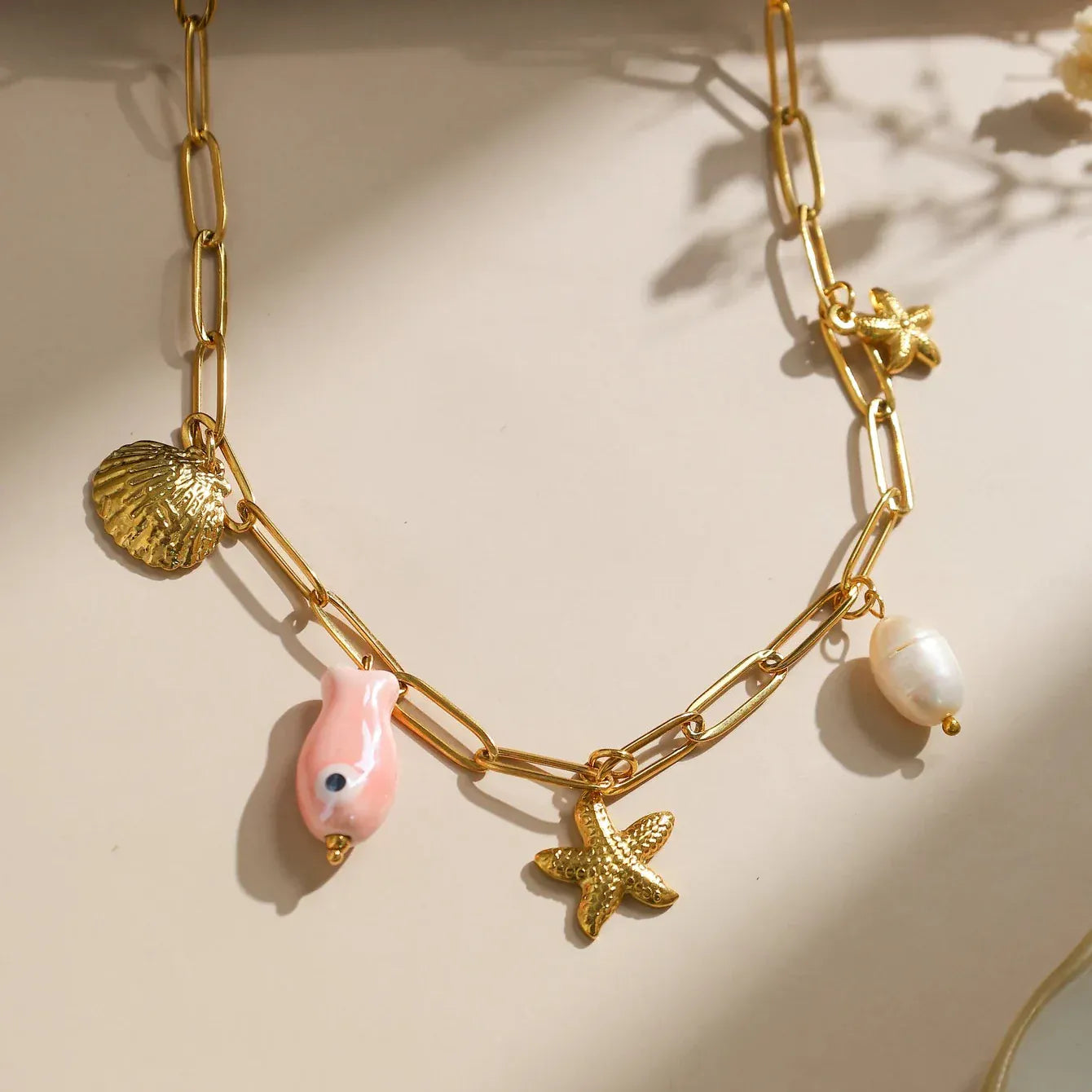 Collier Charms Rose Or