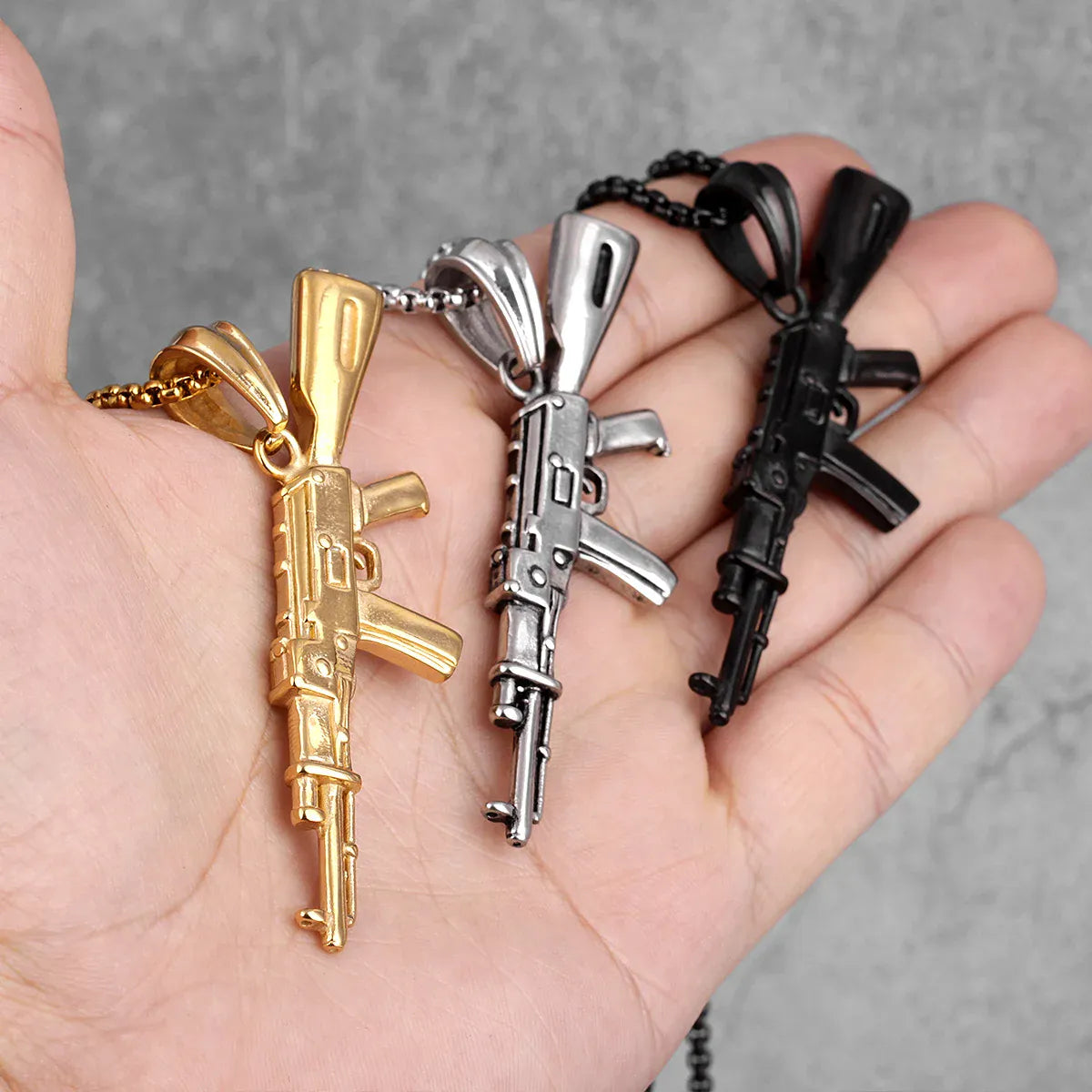 Collier Homme Pistolet