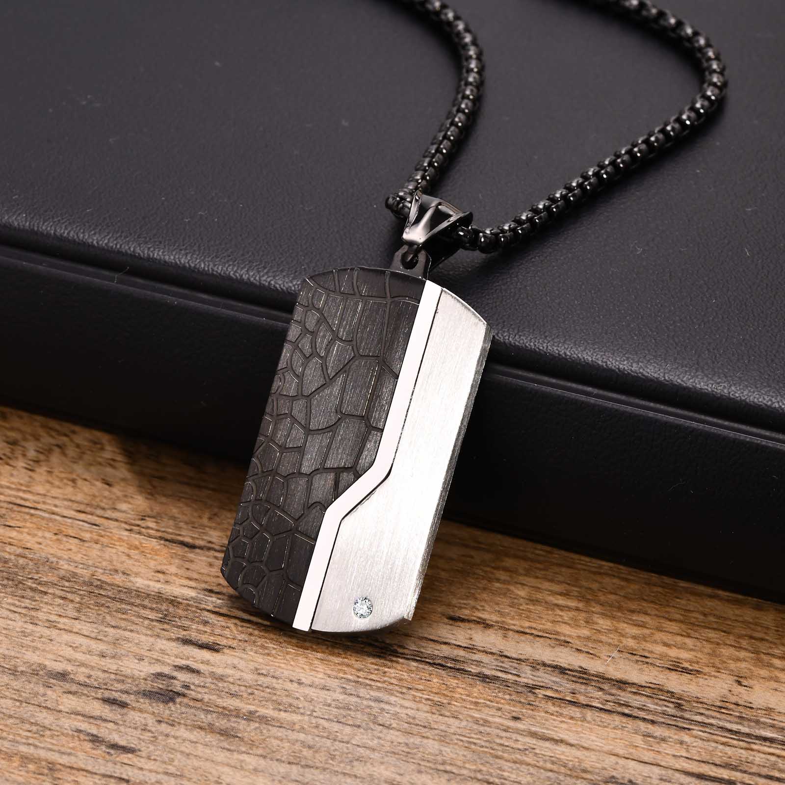 Collier homme plaque militaire