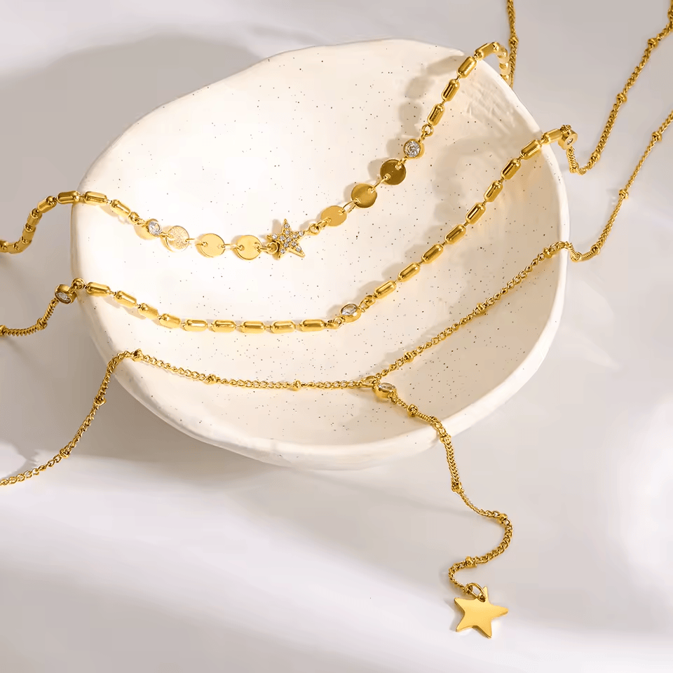 Collier plongeant étoiles