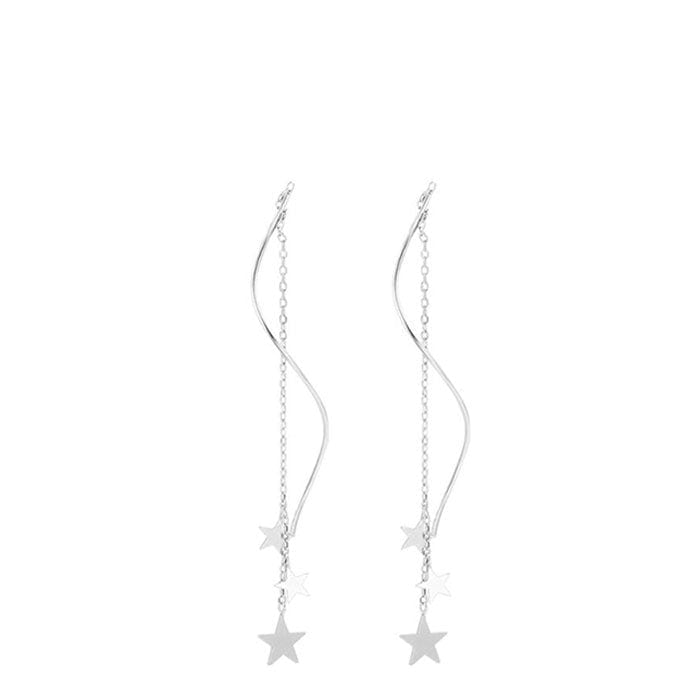 Boucle d'oreille femme moderne