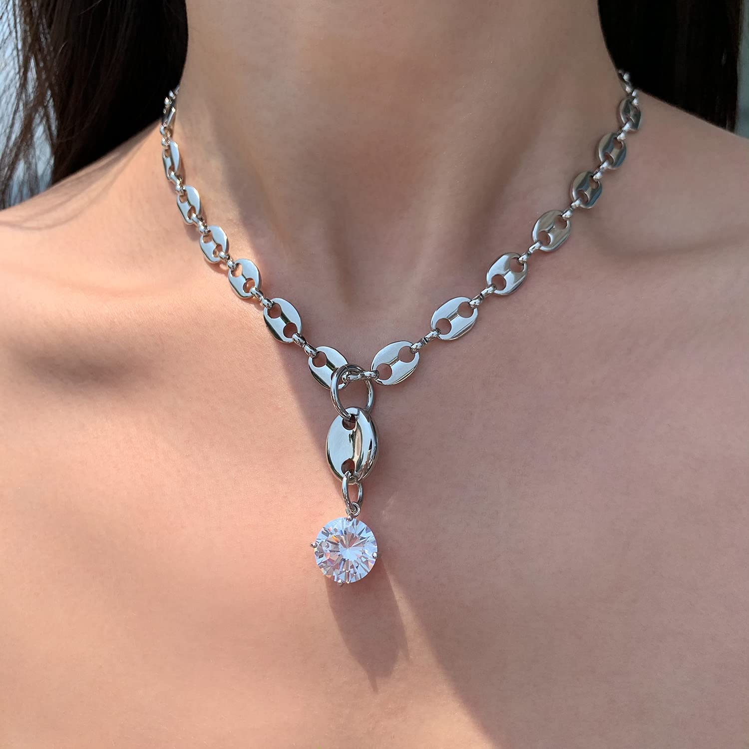 Collier graine de café diamant